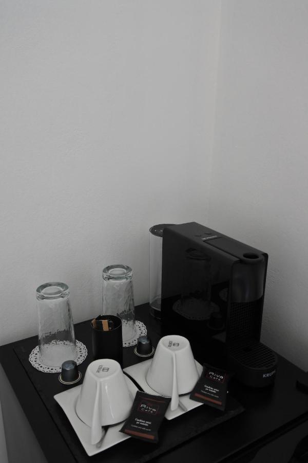 Anesis 2 *